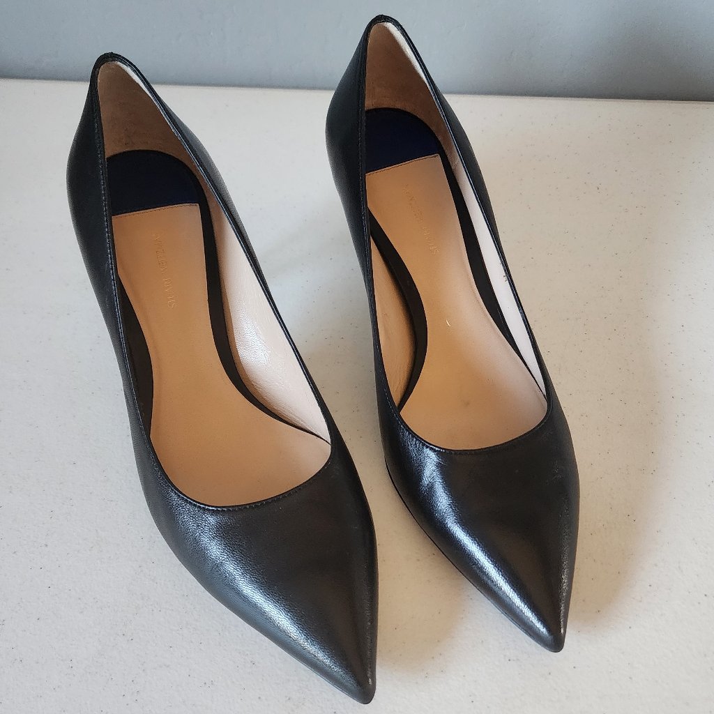 Stuart Weitzman "Euc"